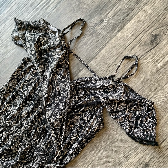 Black and white summer dress by Xhilaration - Juniors Size Small - Picture 2 of 10